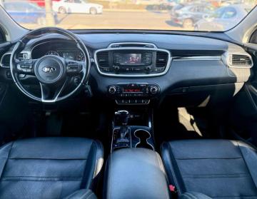2016 KIA Sorento EX SUV - Low Mileage, Great Condition!